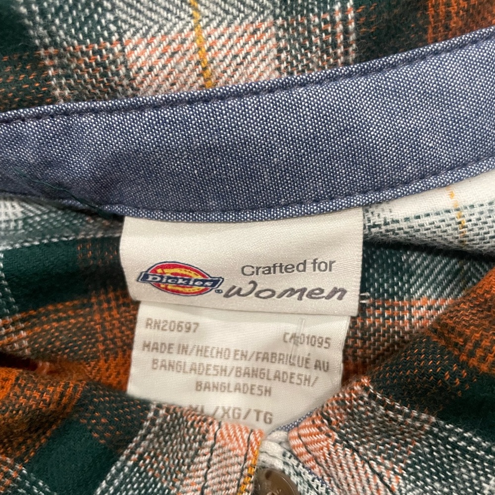 NWT DICKIES WOMENS LONG SLEEVE FLANNEL SHIRT. 100% SOFT AND COMFORTABLE COTTON - Picture 7 of 11